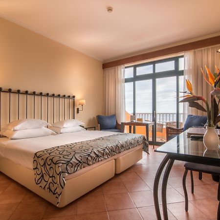 Hotel Alpino Atlantico Ayurveda Cure Centre - Adults Only Caniço Eksteriør billede