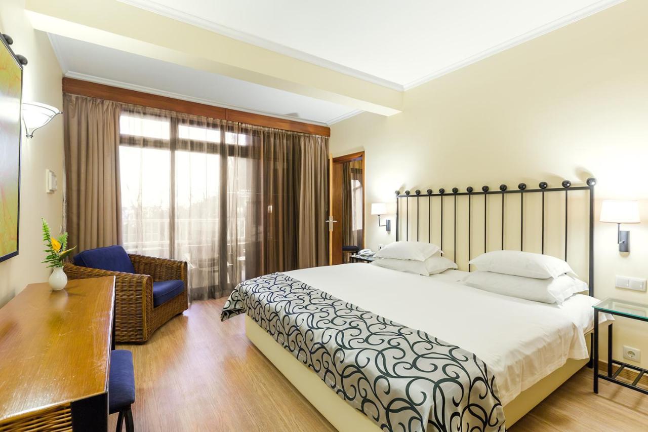 Hotel Alpino Atlantico Ayurveda Cure Centre - Adults Only Caniço Eksteriør billede