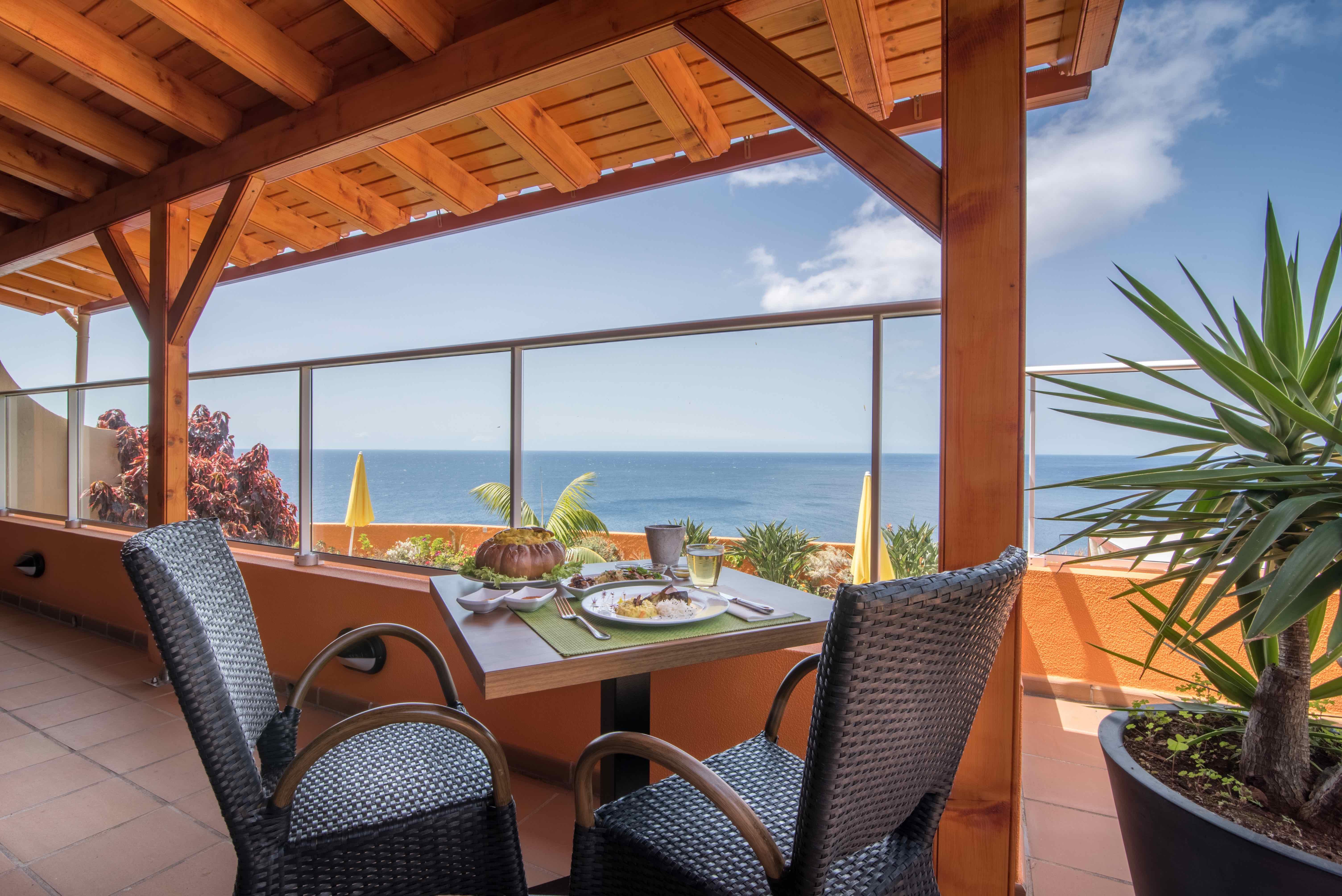 Hotel Alpino Atlantico Ayurveda Cure Centre - Adults Only Caniço Eksteriør billede