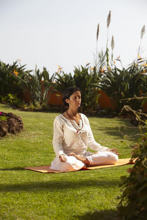 Hotel Alpino Atlantico Ayurveda Cure Centre - Adults Only Caniço Eksteriør billede